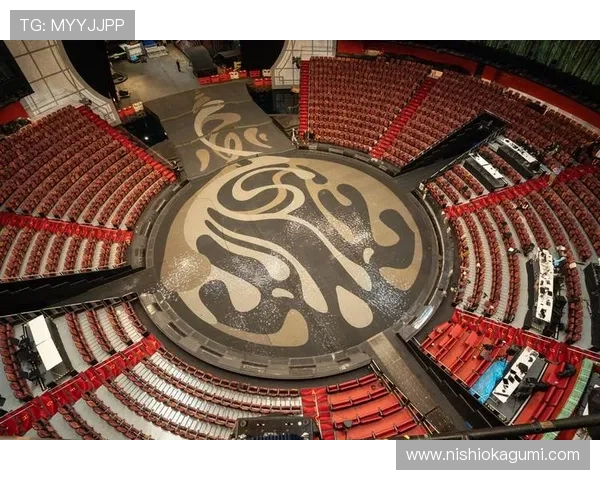 澳门新濠天地的创始人是谁以及他们在博彩娱乐行业的影响力分析